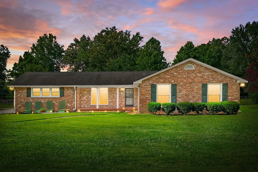 2154 N Meadow Drive Clarksville TN 37043