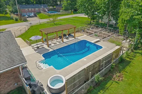 2154 N Meadow Drive Clarksville TN 37043