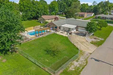 2154 N Meadow Drive Clarksville TN 37043