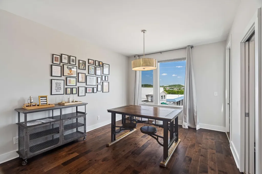 68 Fern Avenue Nashville TN 37207