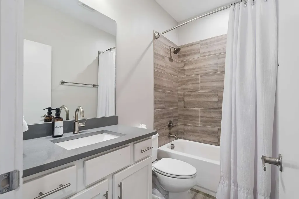 68 Fern Avenue Nashville TN 37207