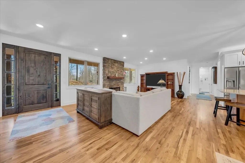 414 Watercolor Drive Sparta TN 38583