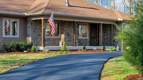 414 Watercolor Drive Sparta TN 38583