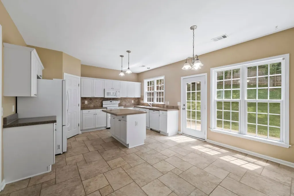 1664 W Wilson Boulevard Mount Juliet TN 37122