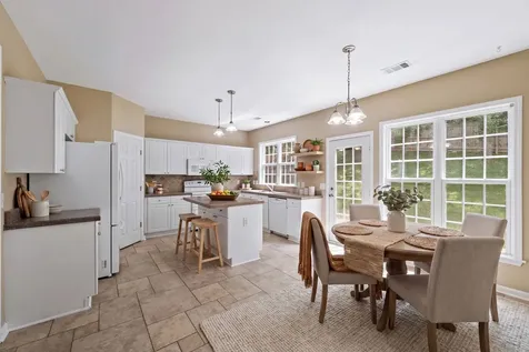 1664 W Wilson Boulevard Mount Juliet TN 37122