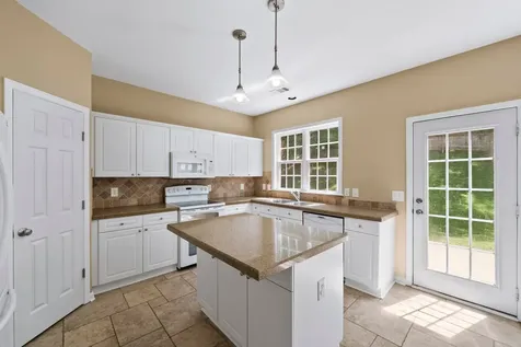 1664 W Wilson Boulevard Mount Juliet TN 37122