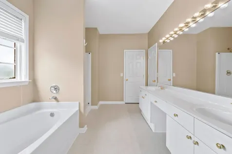 1664 W Wilson Boulevard Mount Juliet TN 37122