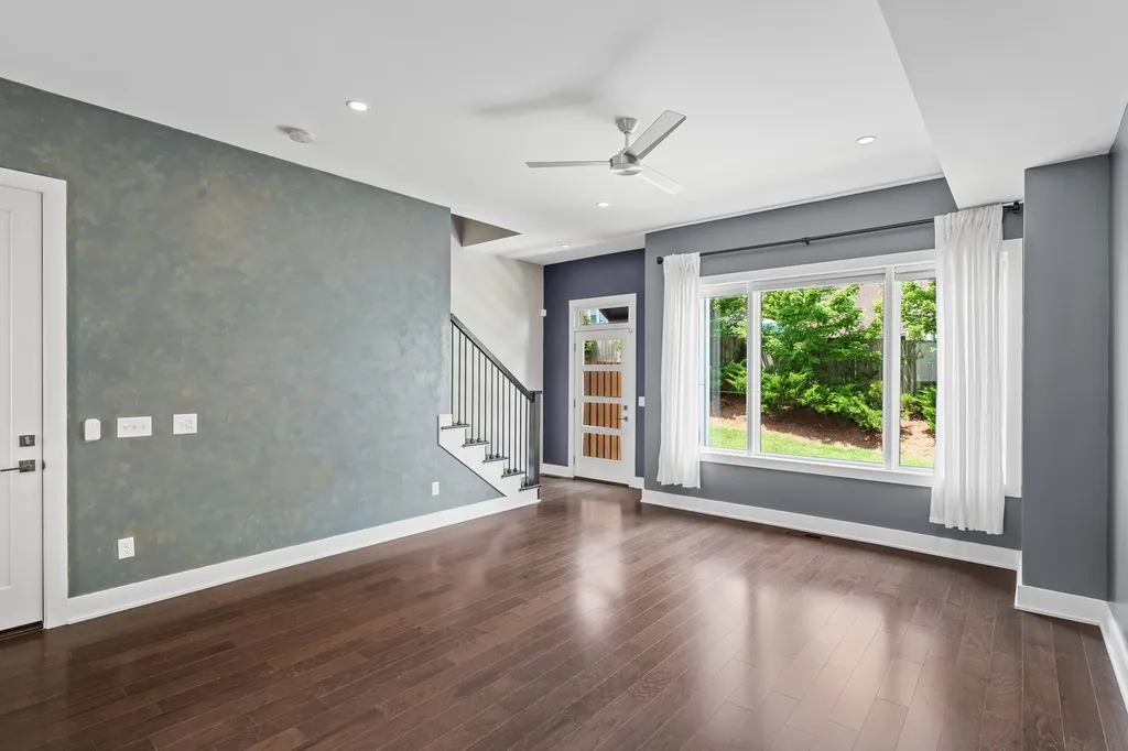 239 White Bridge Pike Nashville TN 37209