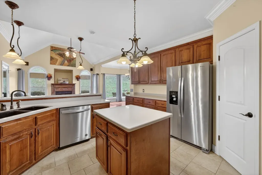 4952 Clarksville Highway Whites Creek TN 37189