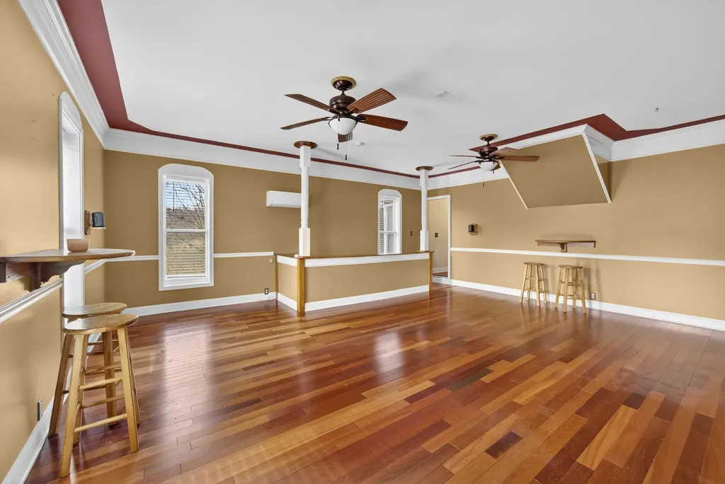 4952 Clarksville Highway Whites Creek TN 37189