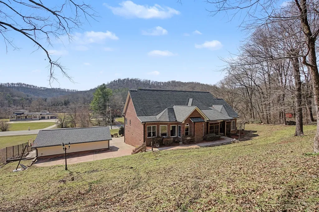 4952 Clarksville Highway Whites Creek TN 37189