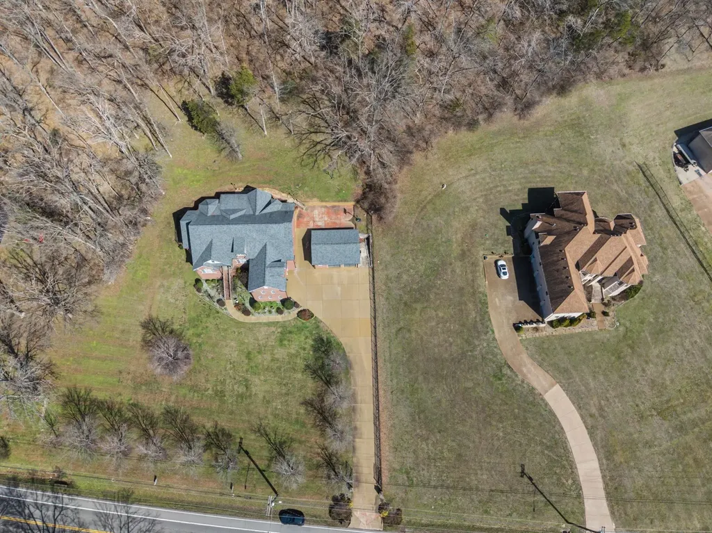 4952 Clarksville Highway Whites Creek TN 37189