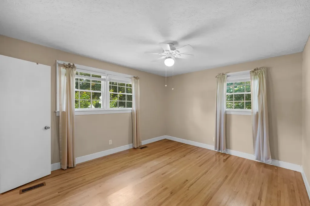 813 W Spring Street Lebanon TN 37087