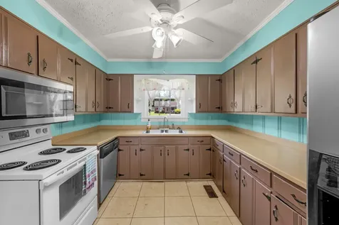 813 W Spring Street Lebanon TN 37087