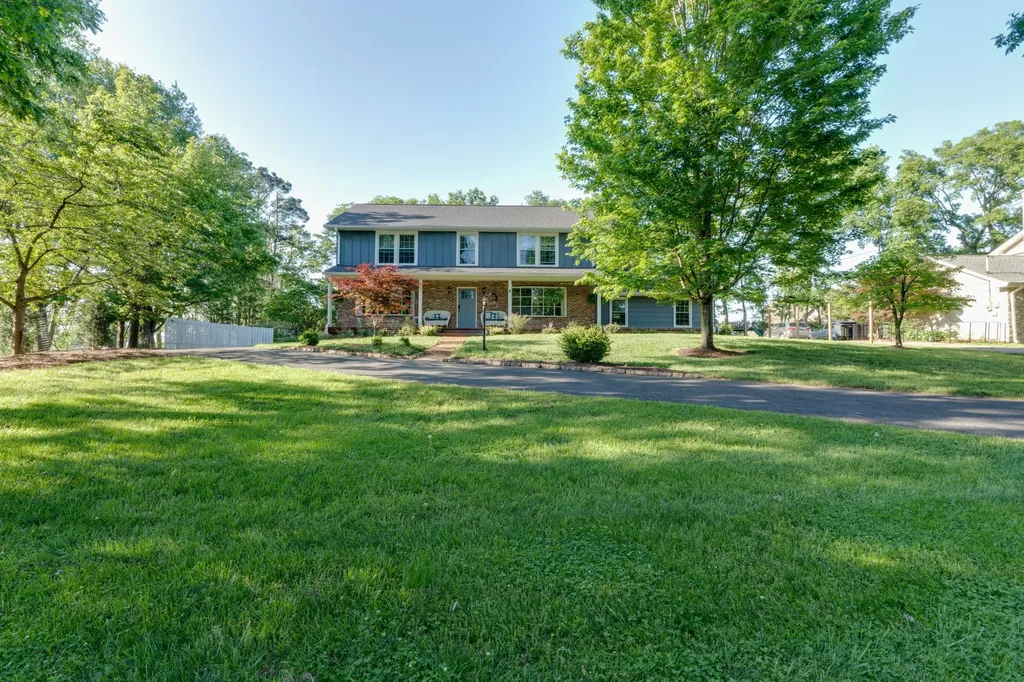 105 Trout Valley Drive Hendersonville TN 37075