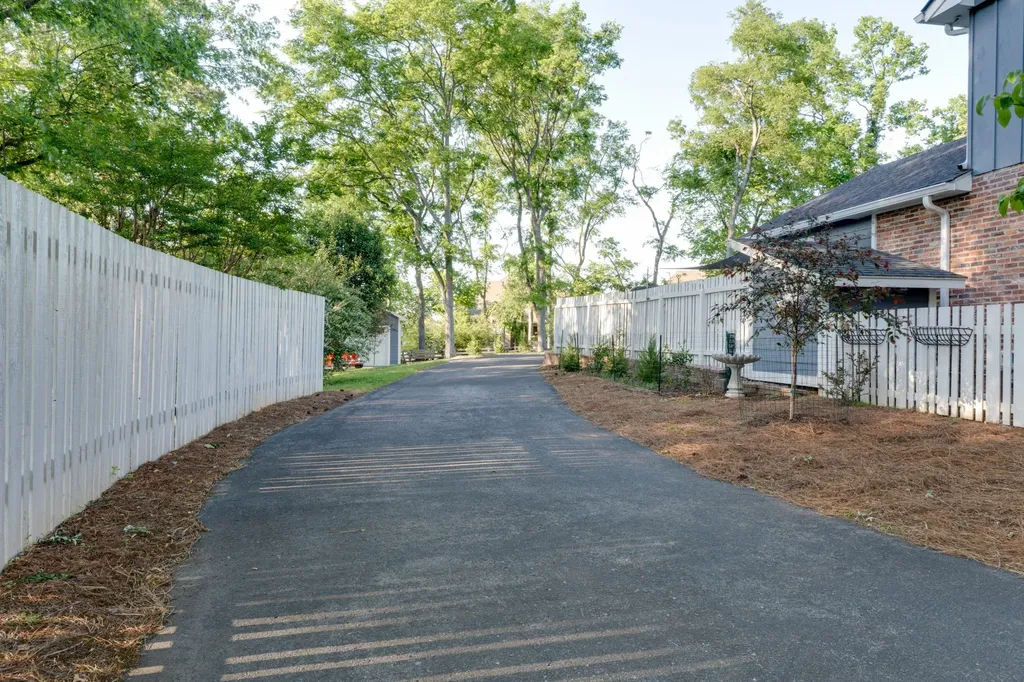 105 Trout Valley Drive Hendersonville TN 37075