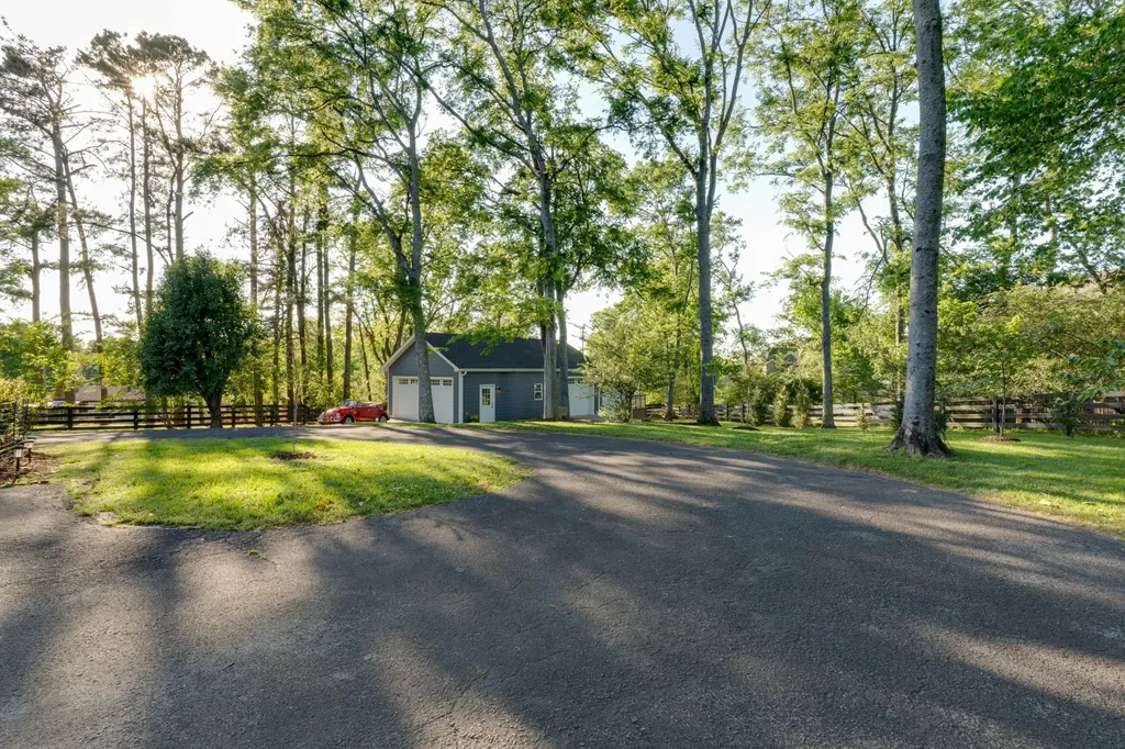 105 Trout Valley Drive Hendersonville TN 37075