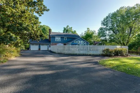 105 Trout Valley Drive Hendersonville TN 37075
