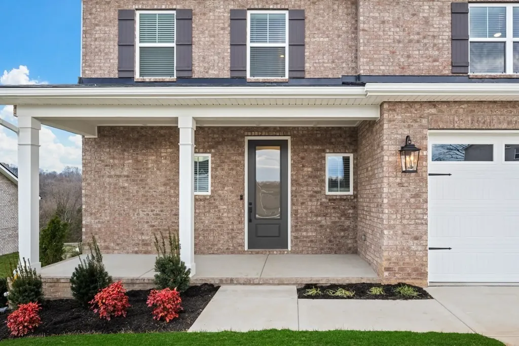 812 Hillock Trace Lebanon TN 37087