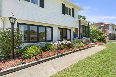 537 Rural Hill Road Nashville TN 37217