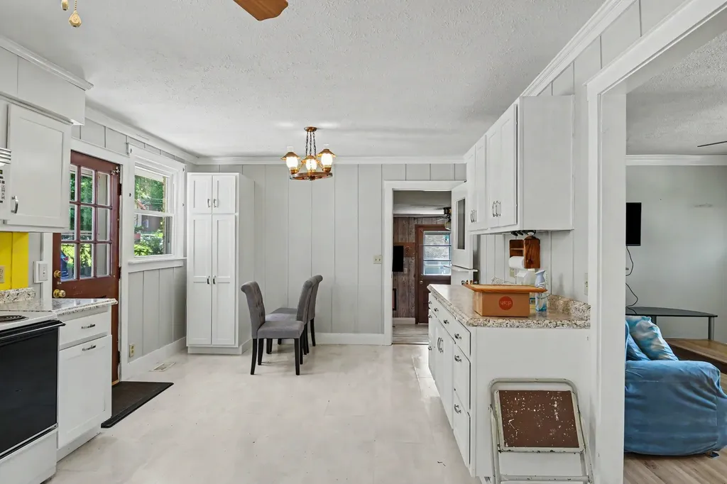 8008 Bonnafair Drive Hermitage TN 37076