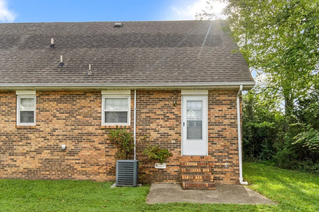 177 Harrier Court Clarksville TN 37042