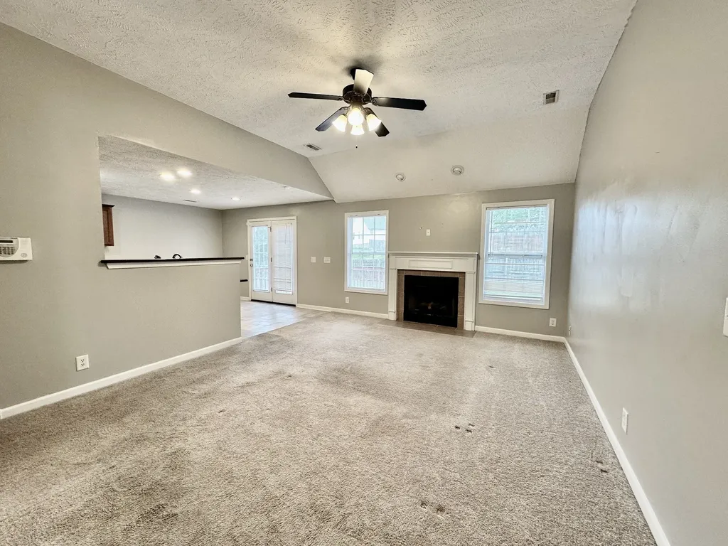 942 Cobbler Drive Clarksville TN 37040
