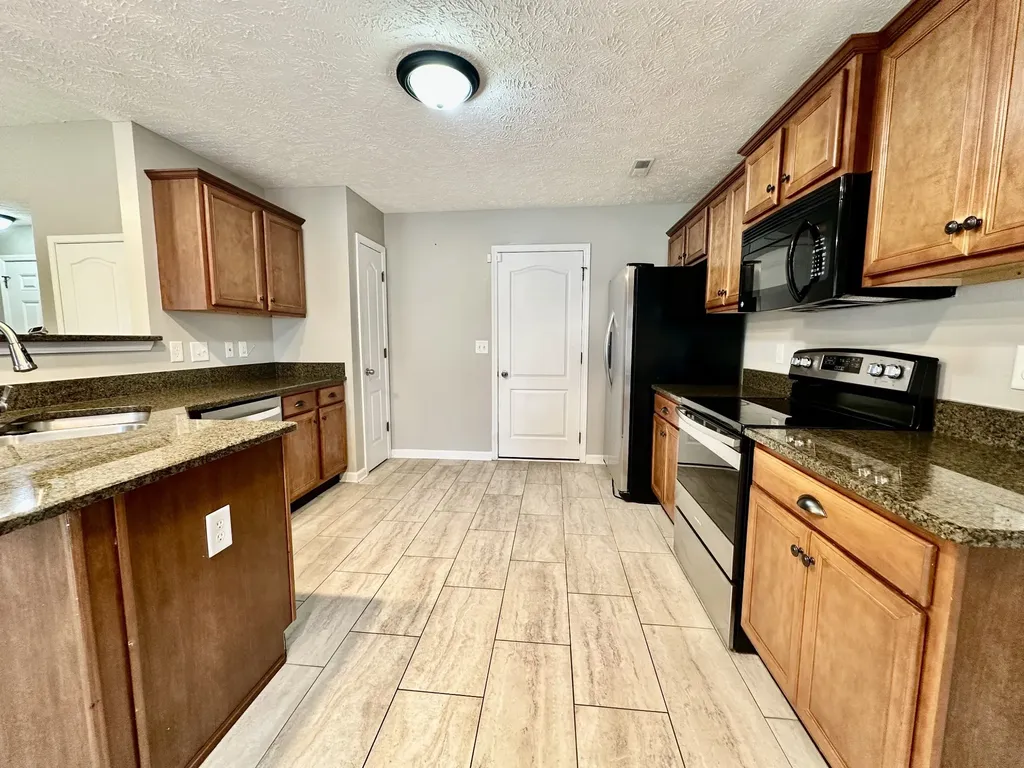 942 Cobbler Drive Clarksville TN 37040