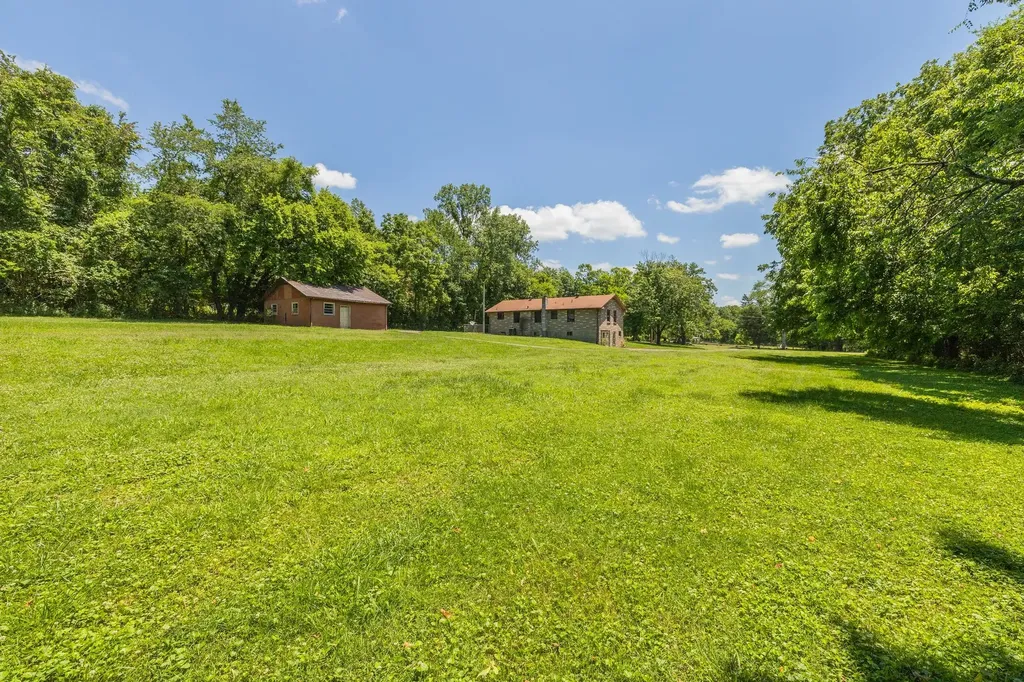 2624 Couchville Pike Nashville TN 37217