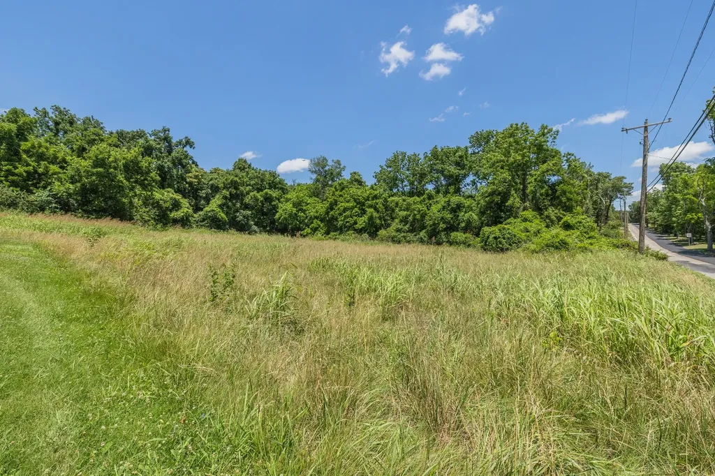 2624 Couchville Pike Nashville TN 37217