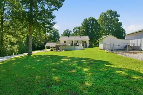 1170 Liberty Road Charlotte TN 37036