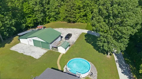 1170 Liberty Road Charlotte TN 37036