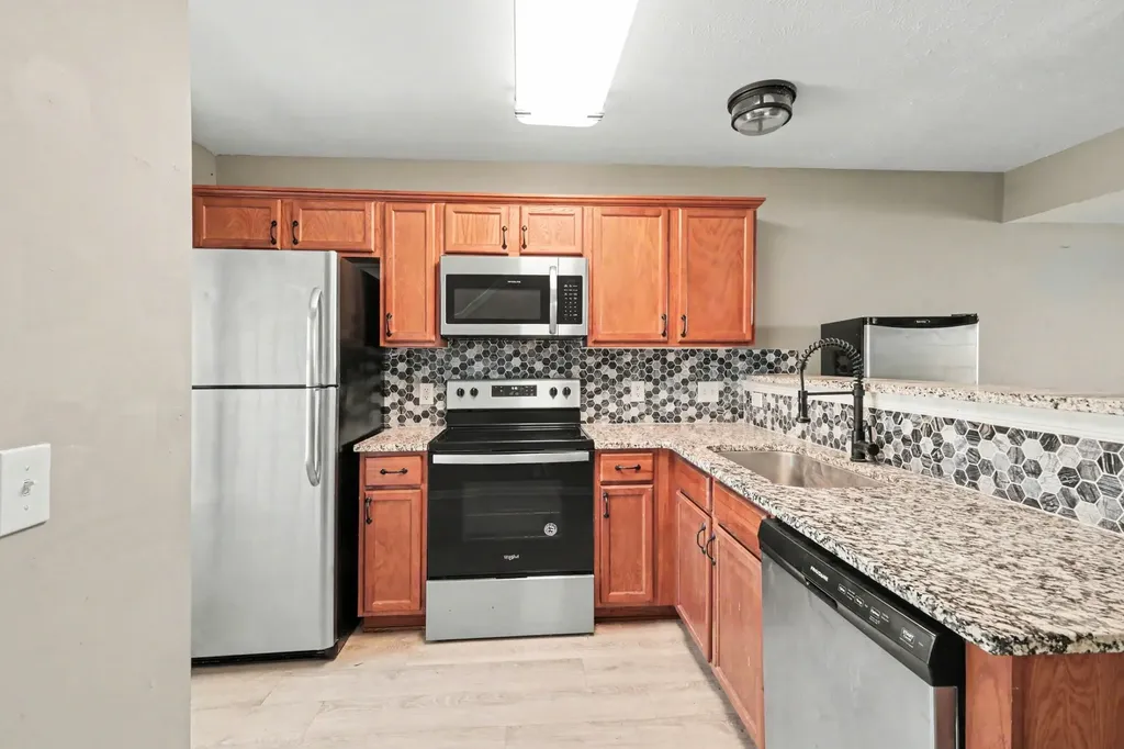 4003 Cody Drive La Vergne TN 37086