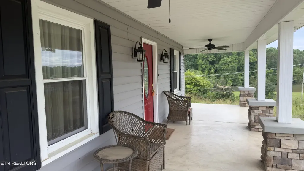 2662 Louisville Road Maryville TN 37801