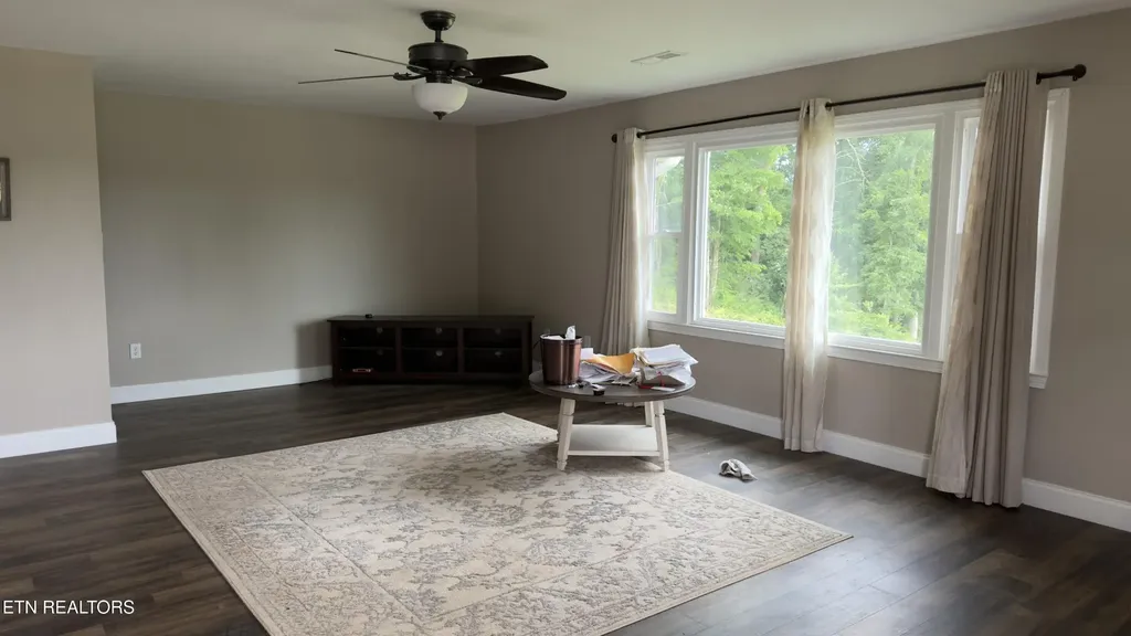 2662 Louisville Road Maryville TN 37801