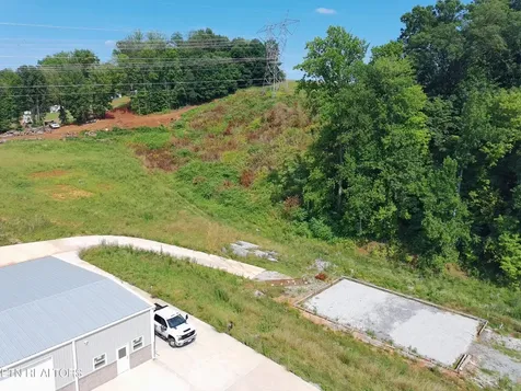 2662 Louisville Road Maryville TN 37801