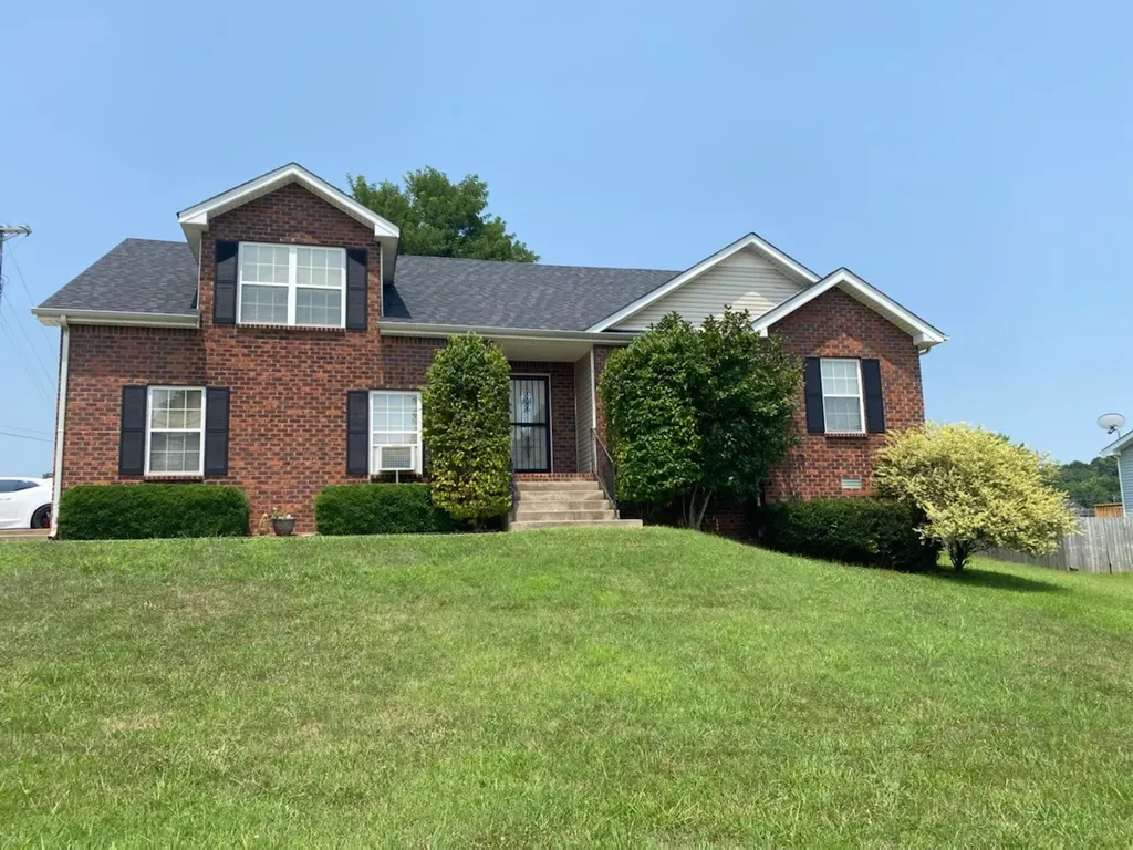 1795 Ridge Runner Court Clarksville TN 37042