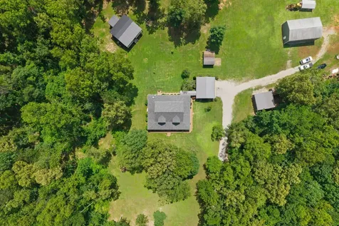 139 Limestone Road Elora TN 37328
