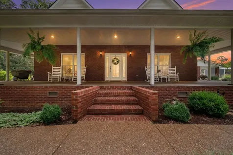 139 Limestone Road Elora TN 37328