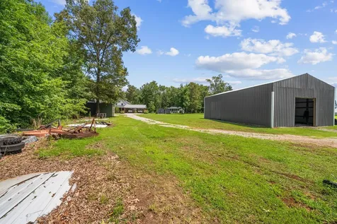139 Limestone Road Elora TN 37328