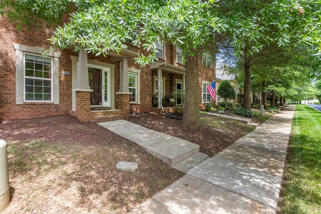2150 Cason Lane Murfreesboro TN 37128