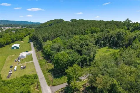 2324 Hinch Street Spring City TN 37381