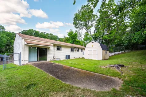708 Claremont Circle Chattanooga TN 37412