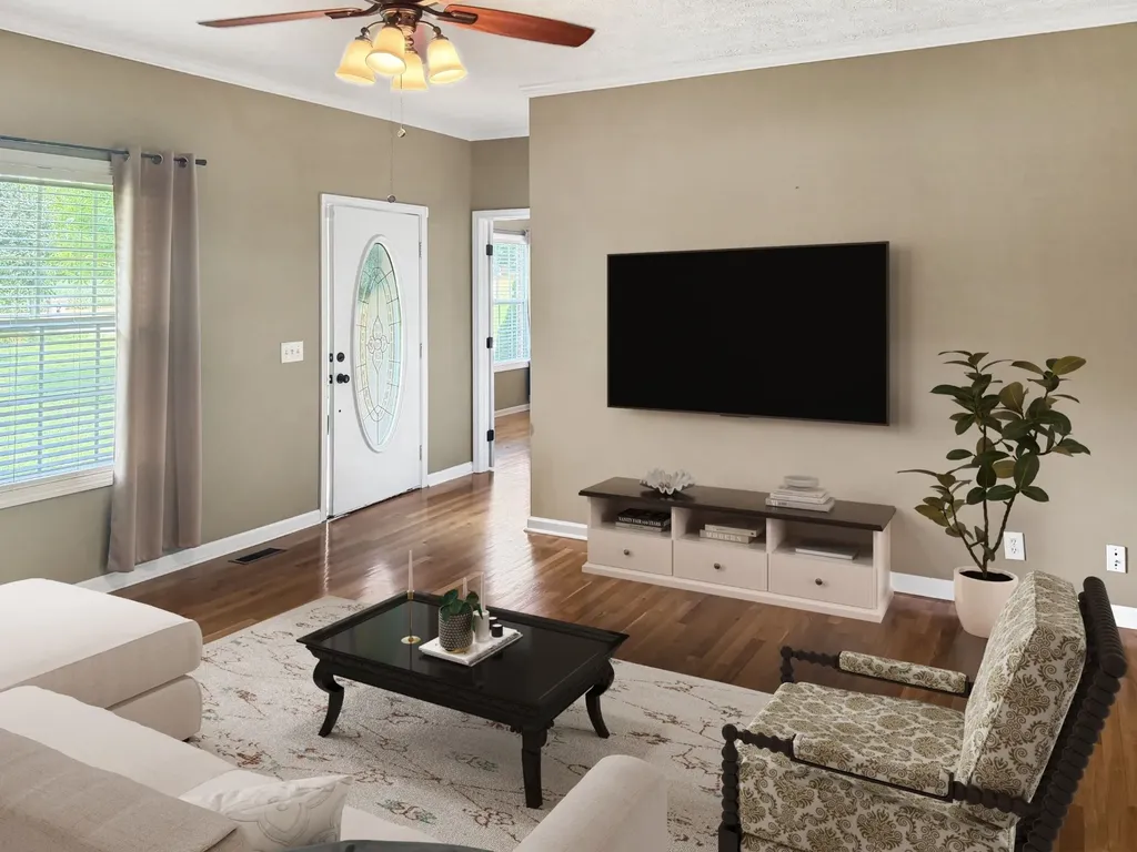 637 Coopertown Road Unionville TN 37180