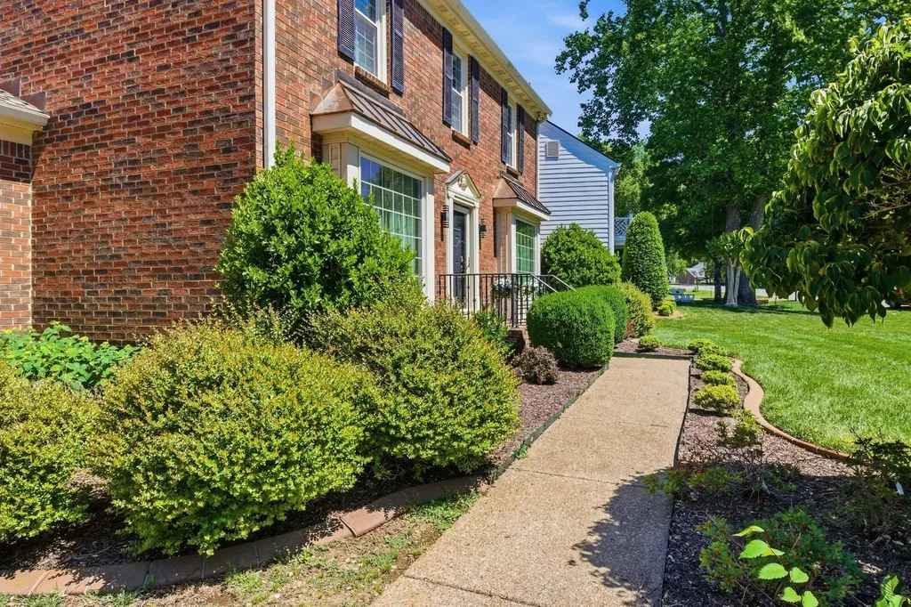 166 Cottonwood Drive Franklin TN 37069