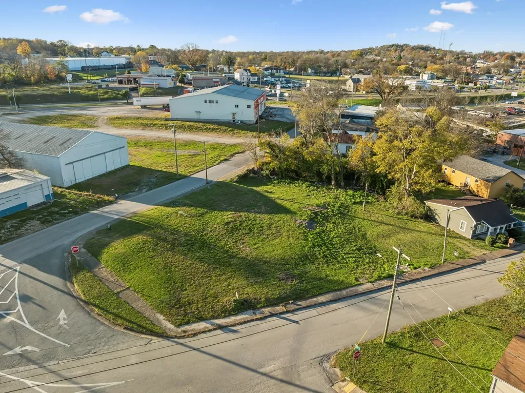 117 Cemetery Avenue Columbia TN 38401