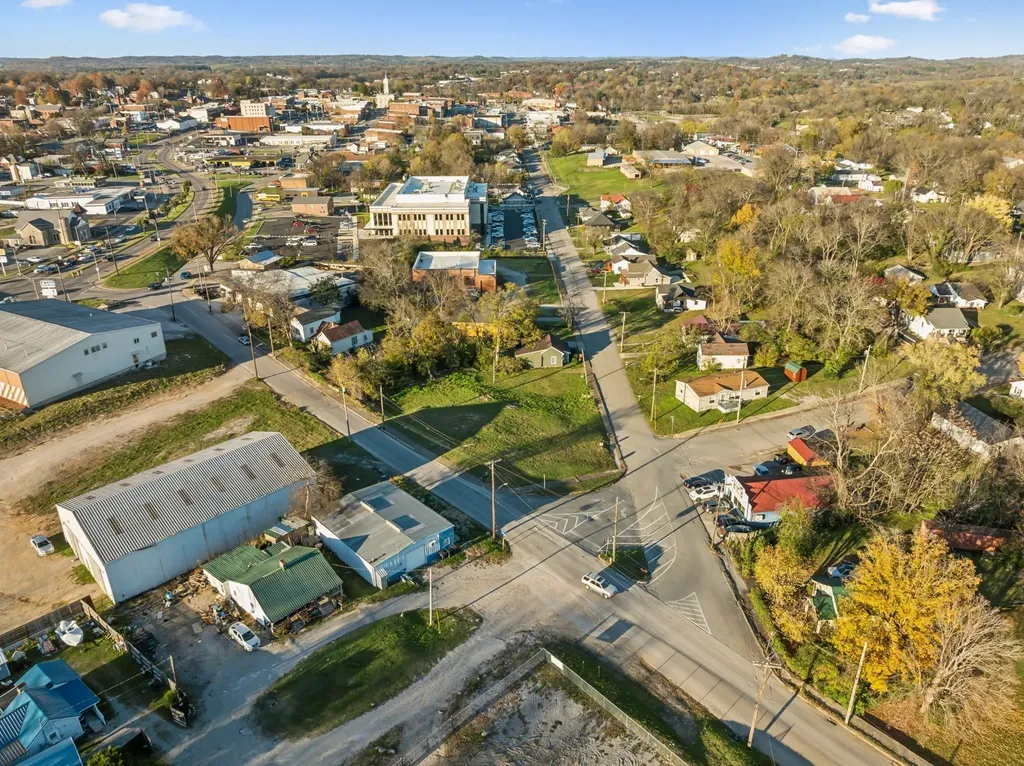 117 Cemetery Avenue Columbia TN 38401