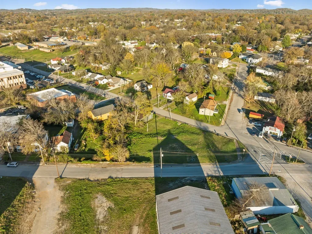 115 Cemetery Avenue Columbia TN 38401