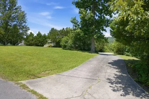 67 Whispering Pines Drive Trenton GA 30752