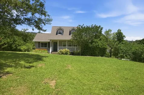 67 Whispering Pines Drive Trenton GA 30752
